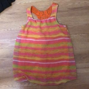 Multiple colored tables with a liner